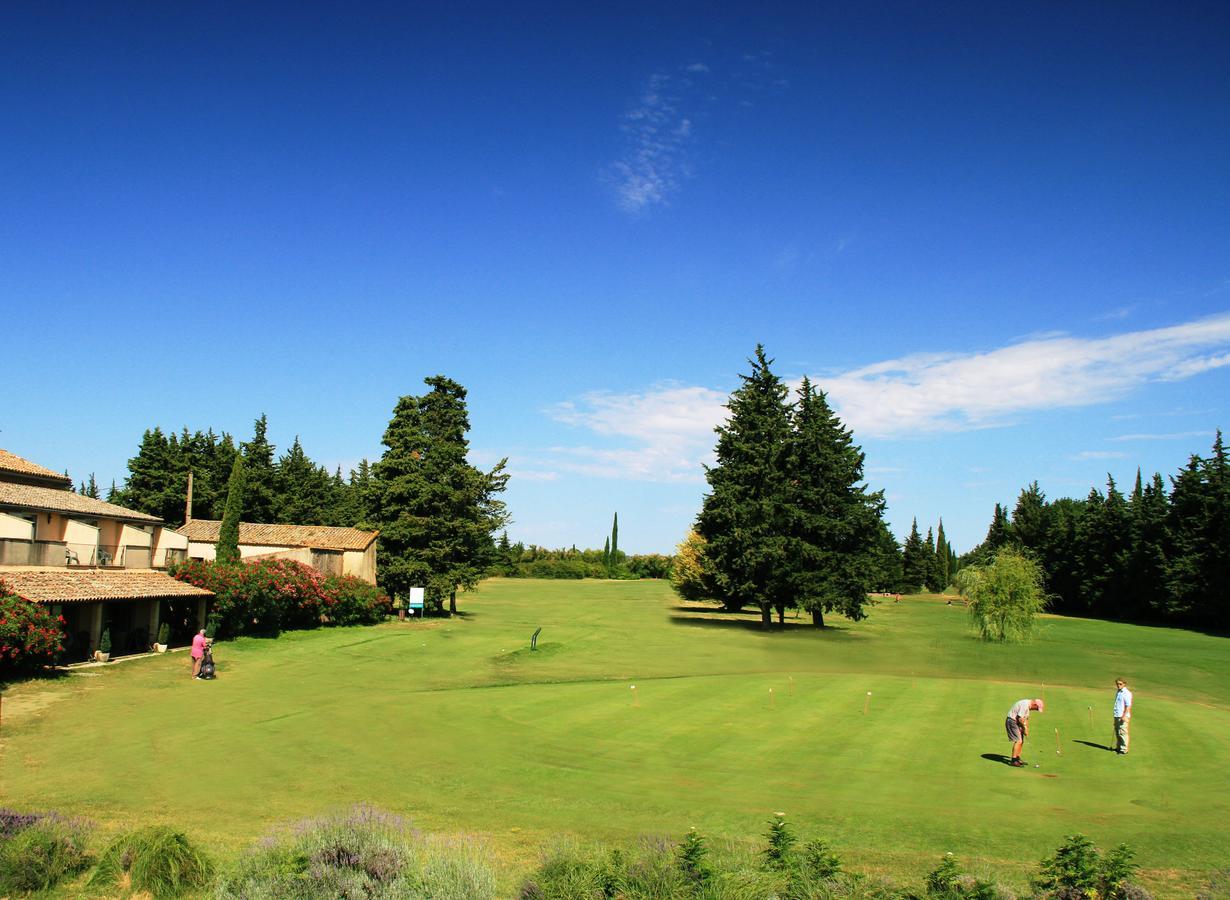 Bed and Breakfast Golf Club D'Uzès Exterior foto