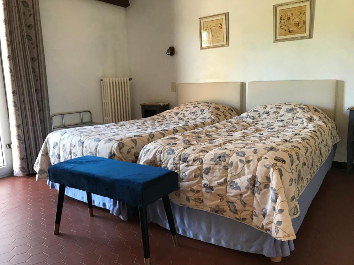 Bed and Breakfast Golf Club D'Uzès Exterior foto